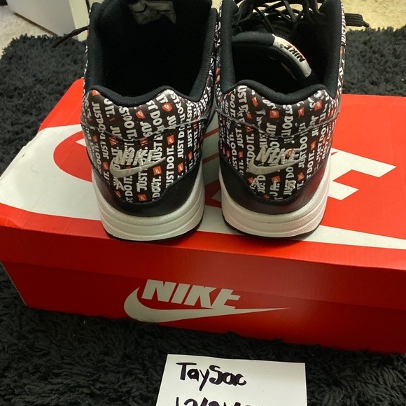 Air Max 1 “Just Do It” - Picture 4 of 4